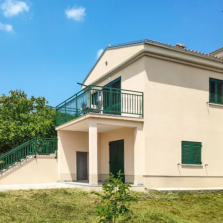 Vakantiehuis Perina Hiza By Interhome *