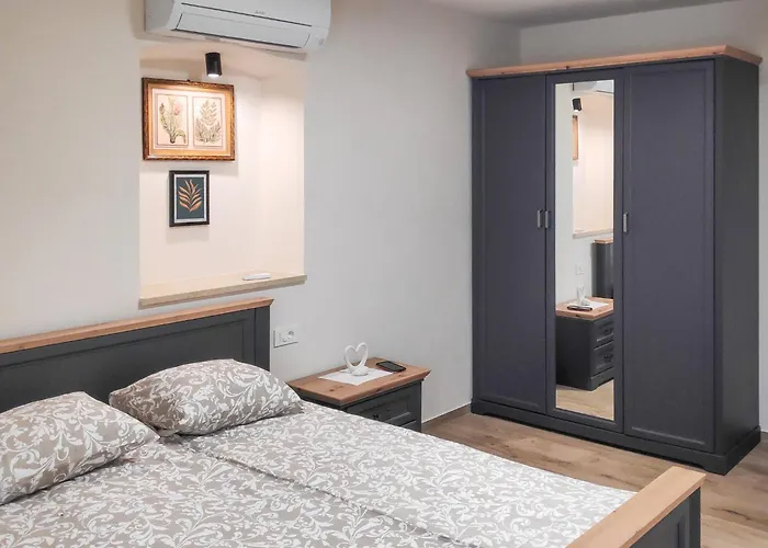 Perina Hiza By Interhome Feriehus Barban